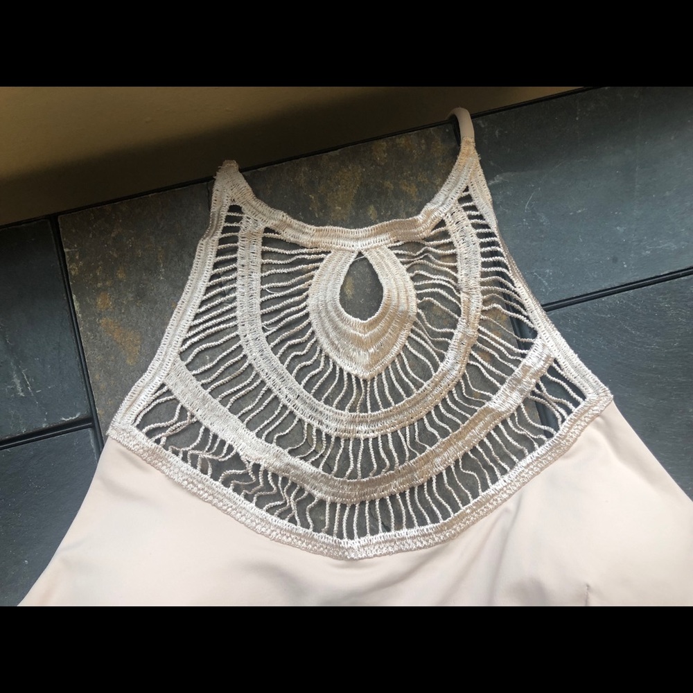 Swim wear halter top - Picture 2 of 4